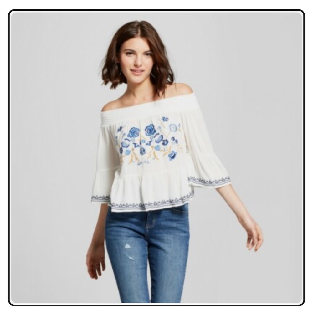 Xhilaration White Blouse with Blue Floral Embroidery Large